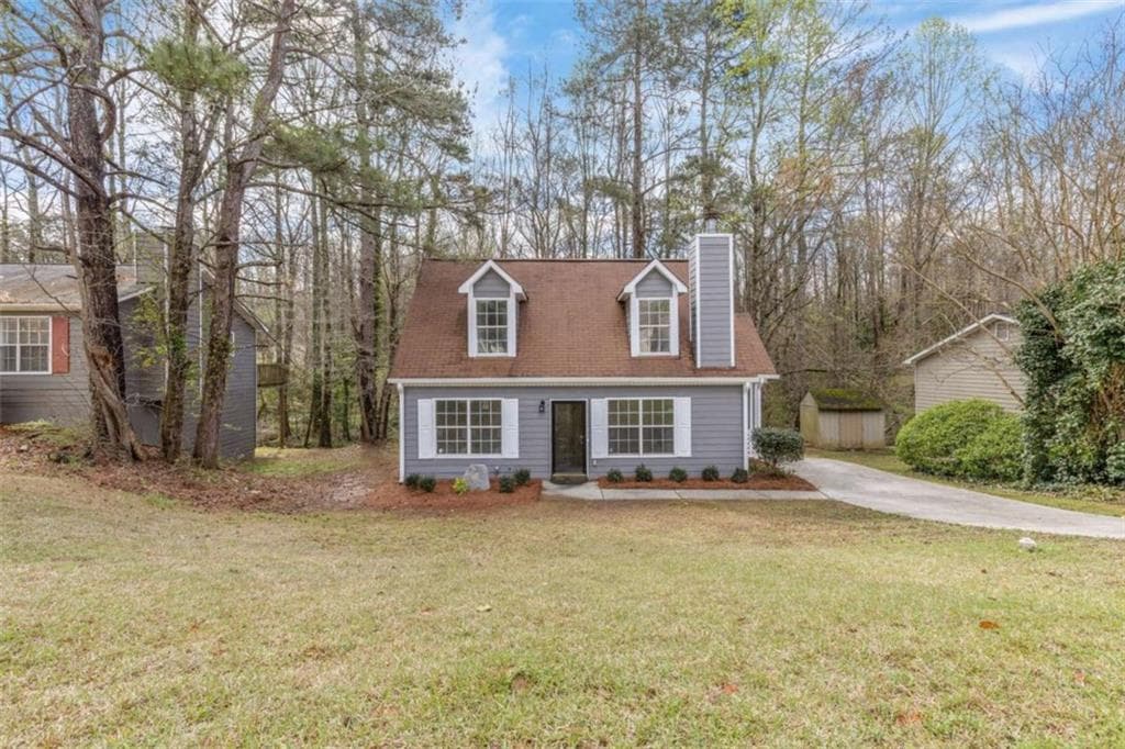 3 bedroom, 2 bathroom, 1,510 sq ft single family residence sold at 2803 Old South Drive, Jonesboro, GA 30236