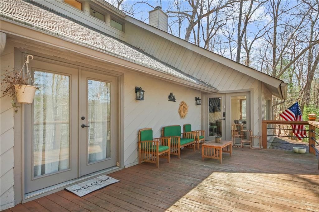3 bedroom, 2 bathroom, 1,878 sq ft single family residence for sale at 334 Lake View Trace, Jasper, GA 30143 — photo 2
