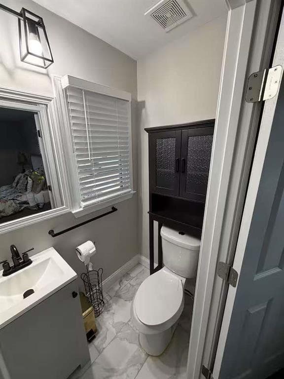 3 bedroom, 2 bathroom, 1,329 sq ft single family residence for sale at 2301 Amber Way, Decatur, GA 30032 — photo 7
