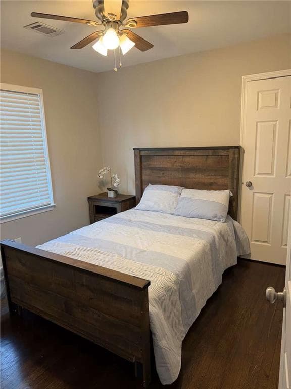 3 bedroom, 2 bathroom, 1,329 sq ft single family residence for sale at 2301 Amber Way, Decatur, GA 30032 — photo 8