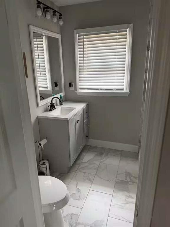 3 bedroom, 2 bathroom, 1,329 sq ft single family residence for sale at 2301 Amber Way, Decatur, GA 30032 — photo 10