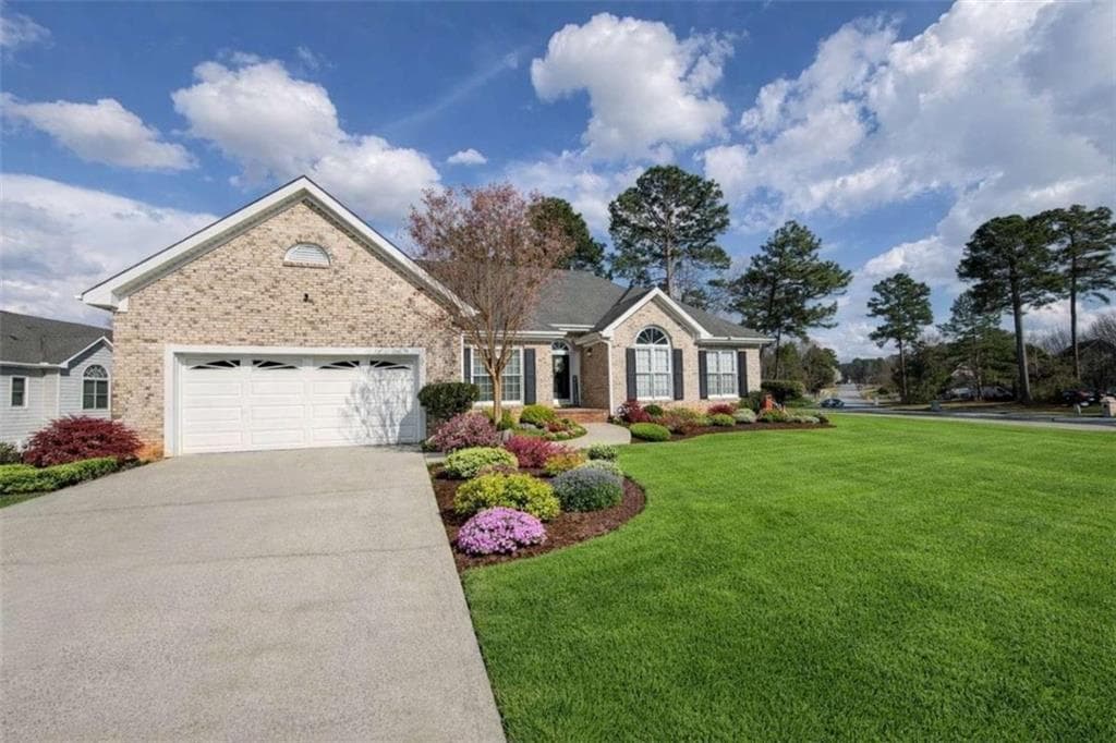 9726 Washington Circle, Jonesboro, GA 30238 — most recent listing photo