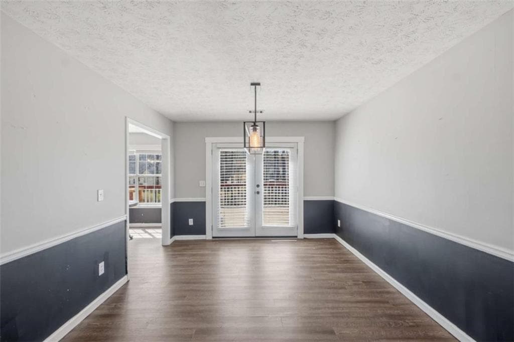 5 bedroom, 3 bathroom, 2,414 sq ft single family residence under contract at 380 Towler Drive, Loganville, GA 30052 — photo 7