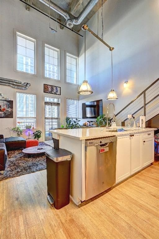 2 bedroom, 2 bathroom, 1,270 sq ft condominium for sale at 260 18th Street 10302, Atlanta, GA 30363 — photo 7