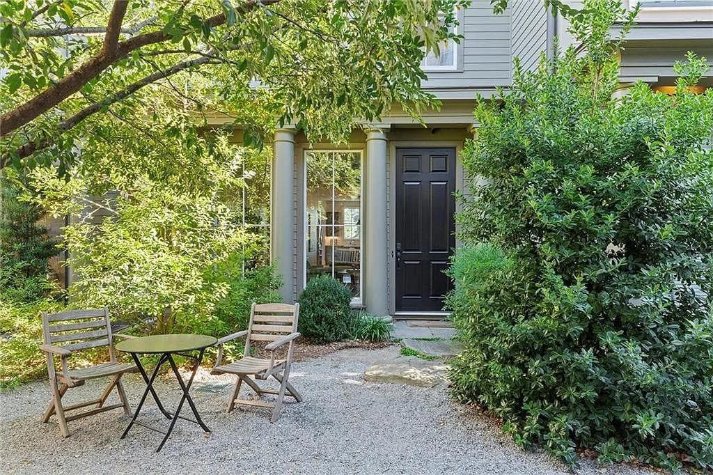 2196 Niles Place, Atlanta, GA 30324 — most recent listing photo