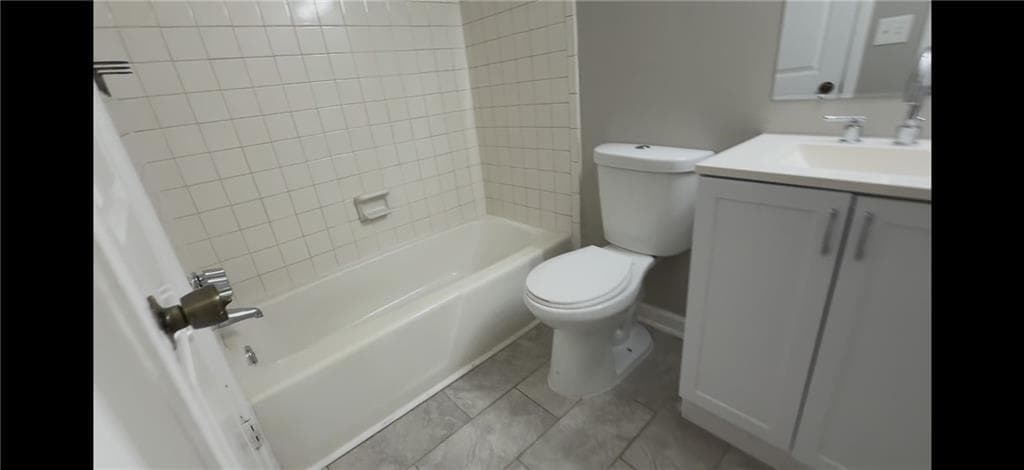 3 bedroom, 3 bathroom townhouse for rent at 2563 Terrace Trail, Decatur, GA 30035 for $1,850 a month — photo 5