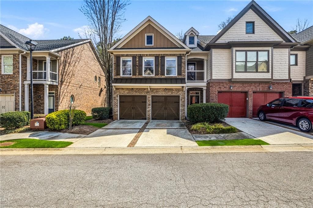 3 bedroom, 3 bathroom, 1,987 sq ft townhouse sold at 3218 Claudia Place, Peachtree Corners, GA 30092