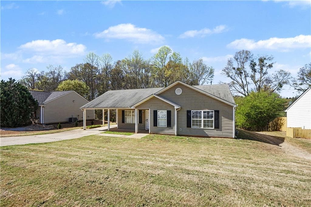 3 bedroom, 2 bathroom, 1,231 sq ft single family residence under contract at 427 Shenandoah Court, Winder, GA 30680 — photo 8