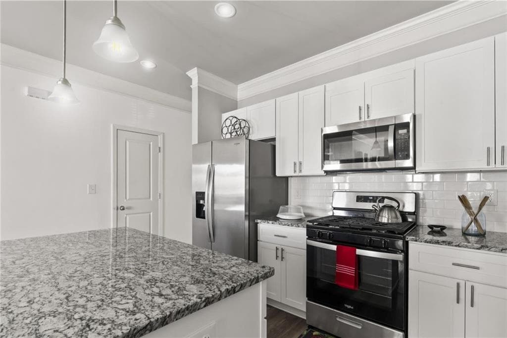 3 bedroom, 3 bathroom, 1,570 sq ft townhouse for sale at 460 Village Creek Drive B, Atlanta, GA 30354 — photo 7