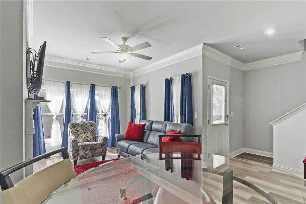 3 bedroom, 3 bathroom, 1,570 sq ft townhouse for sale at 460 Village Creek Drive B, Atlanta, GA 30354 — photo 8