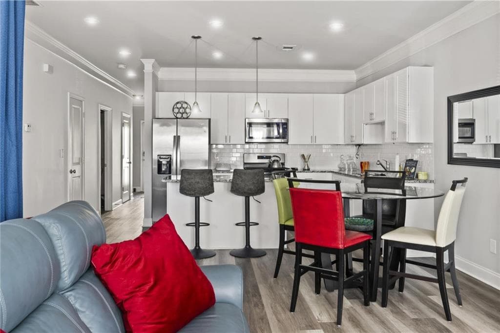 3 bedroom, 3 bathroom, 1,570 sq ft townhouse for sale at 460 Village Creek Drive B, Atlanta, GA 30354 — photo 10