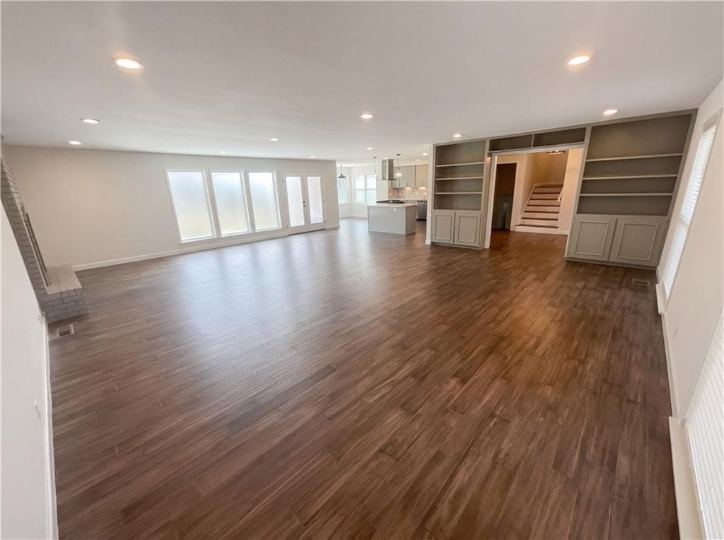 5 bedroom, 4 bathroom, 4,003 sq ft single family residence under contract at 2770 Burtz Drive, Marietta, GA 30068 — photo 8