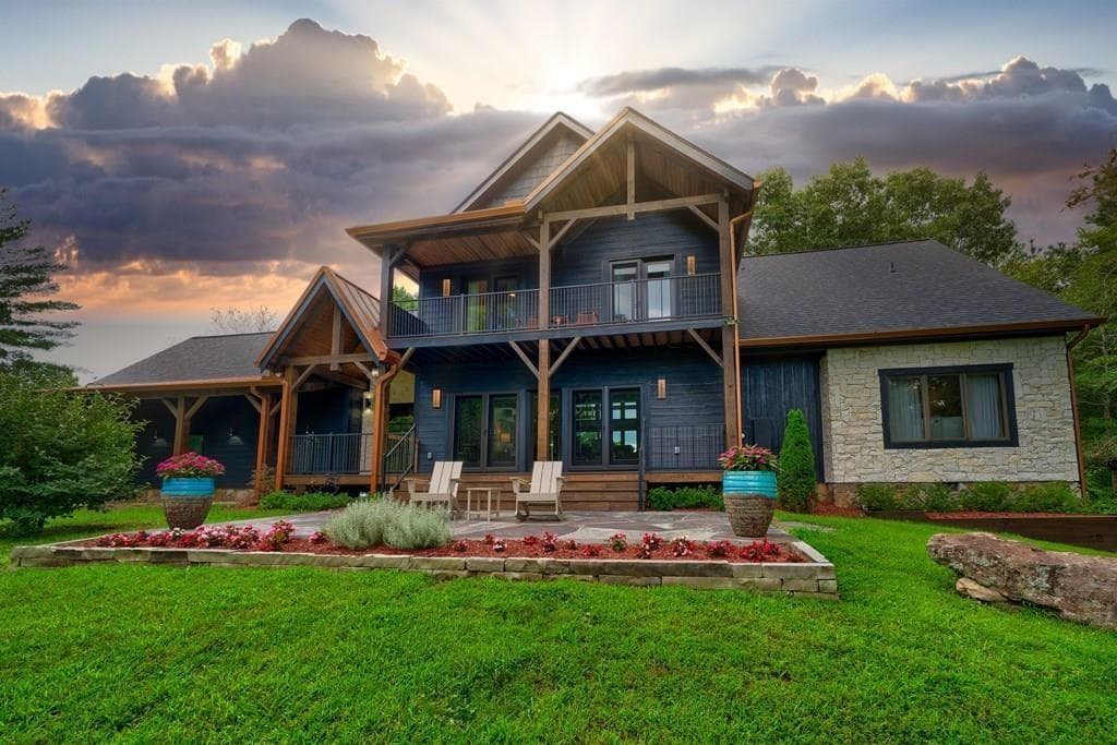 4 bedroom, 5 bathroom, 3,802 sq ft single family residence sold at 312 Charles Road, Ellijay, GA 30540