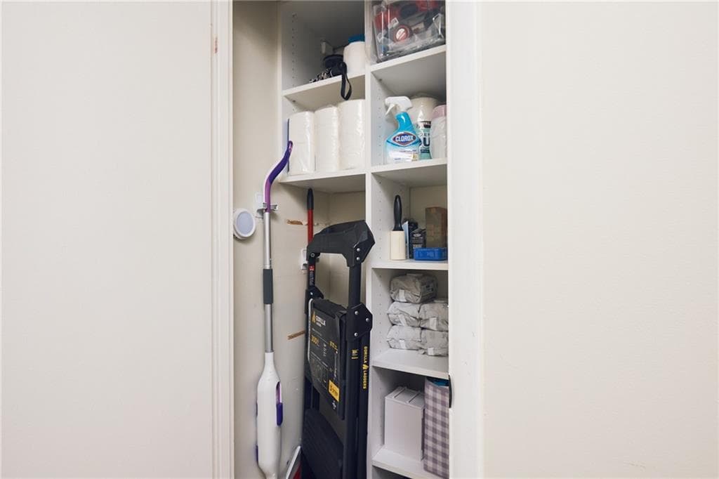 1 bathroom, 505 sq ft condominium for rent at 2479 Peachtree Road 611, Atlanta, GA 30305 for $1,600 a month — photo 10