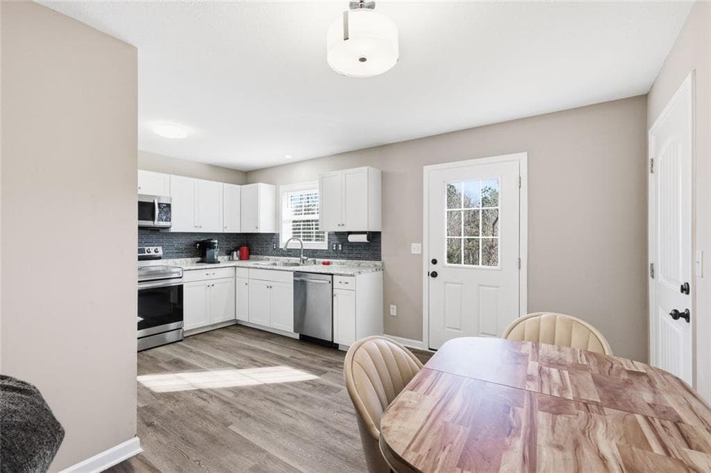 3 bedroom, 2 bathroom, 1,168 sq ft single family residence for sale at 3642 Williams Bridge Road, Toccoa, GA 30577 — photo 10