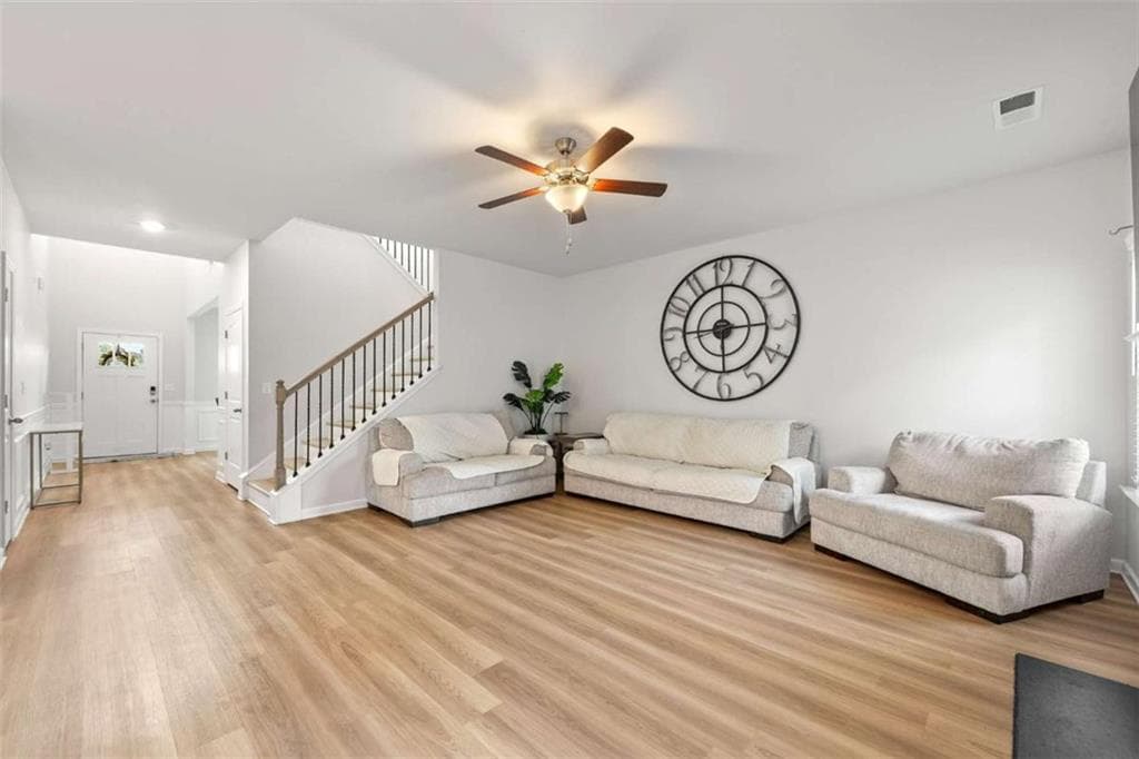 5 bedroom, 3 bathroom, 3,080 sq ft single family residence for sale at 227 Eleanora Way, Loganville, GA 30052 — photo 7