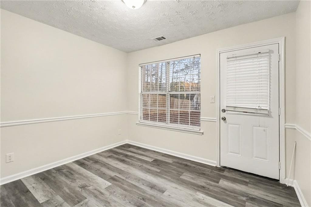 3 bedroom, 2 bathroom, 1,560 sq ft single family residence under contract at 725 River Mist Drive, Jonesboro, GA 30238 — photo 8