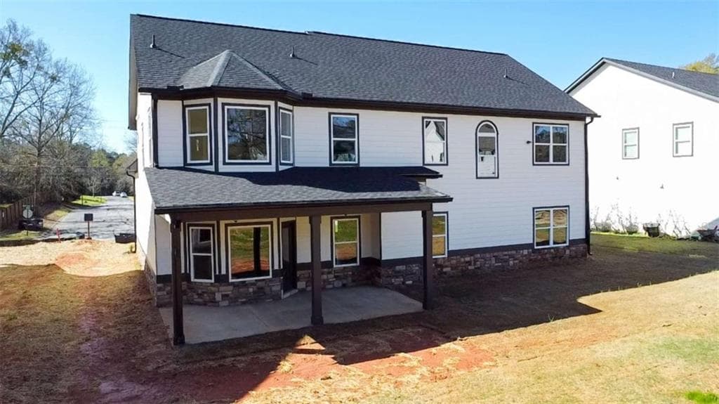5 bedroom, 4 bathroom, 3,348 sq ft single family residence under contract at 1080 NE Eastview Road, Conyers, GA 30012 — photo 2