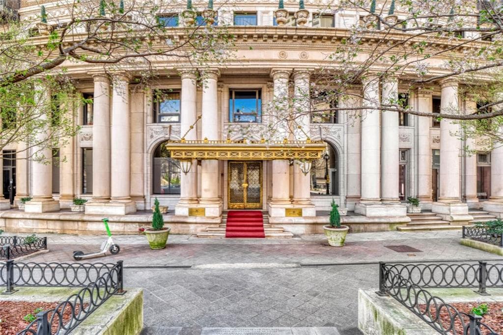 75 Ponce De Leon Avenue 203, Atlanta, GA 30308 — most recent listing photo