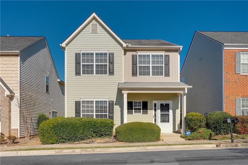 3 bedroom, 3 bathroom, 2,056 sq ft single family residence for sale at 3142 Imperial Circle, Atlanta, GA 30311 — photo 2