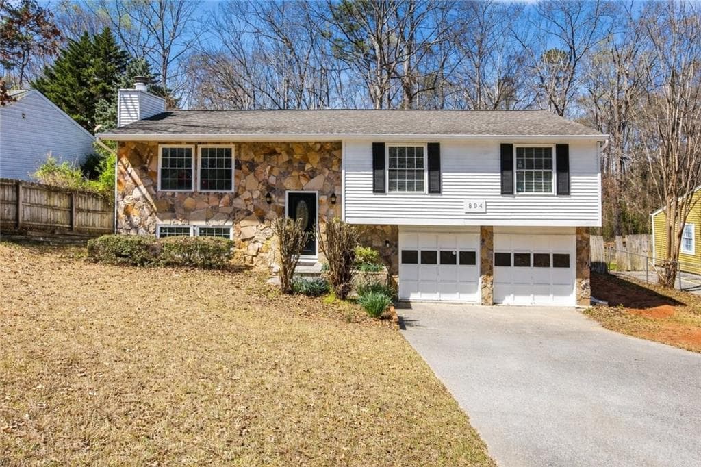 894 Traymore Drive, Norcross, GA 30093 — most recent listing photo