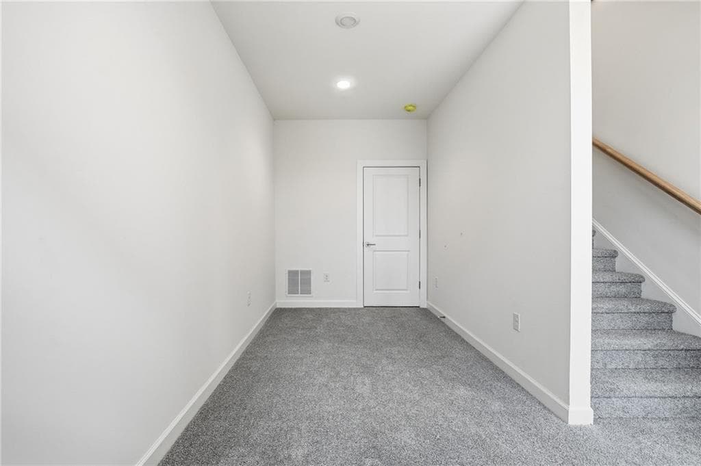 2 bedroom, 3 bathroom, 1,550 sq ft townhouse for sale at 2029 Memorial Drive 45, Atlanta, GA 30317 — photo 6