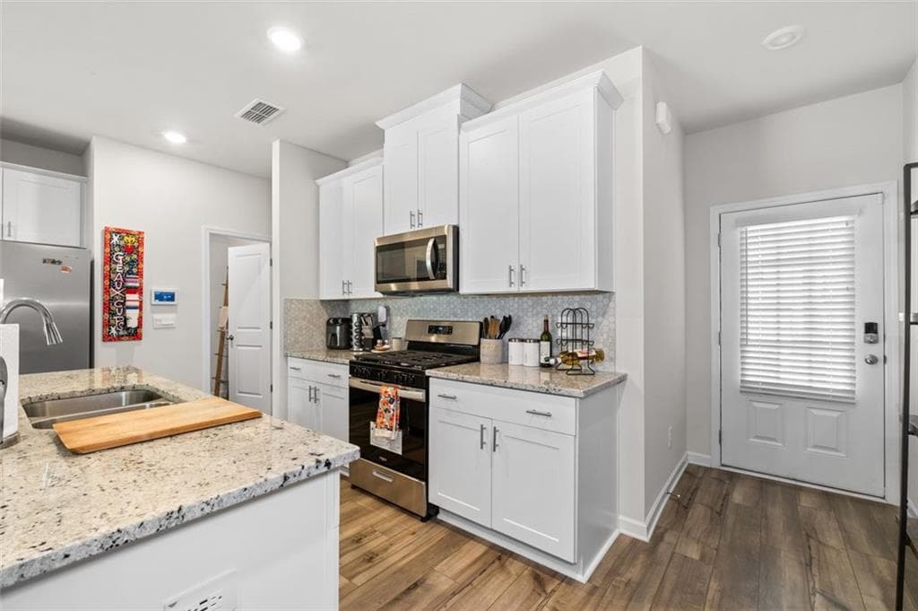 3 bedroom, 3 bathroom, 1,636 sq ft townhouse for sale at 1729 Hyssop Boulevard, Mableton, GA 30126 — photo 4