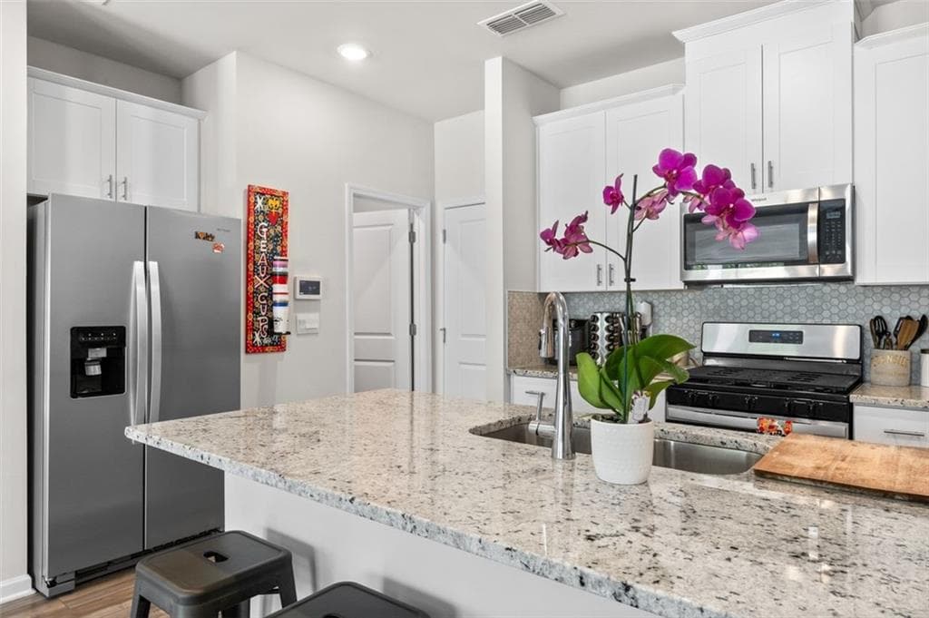 3 bedroom, 3 bathroom, 1,636 sq ft townhouse for sale at 1729 Hyssop Boulevard, Mableton, GA 30126 — photo 10