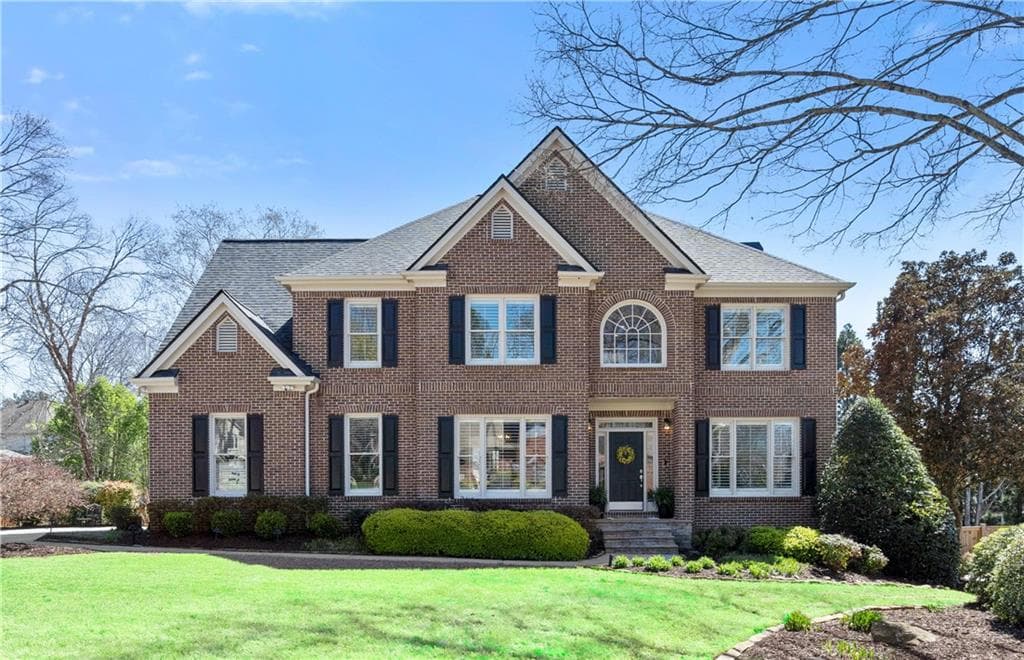 290 Wilde Green Drive, Roswell, GA 30075 — most recent listing photo