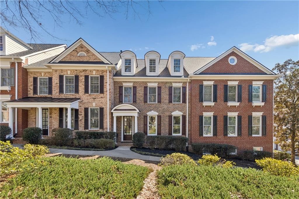 4807 Fairmont Way, Roswell, GA 30075 — most recent listing photo