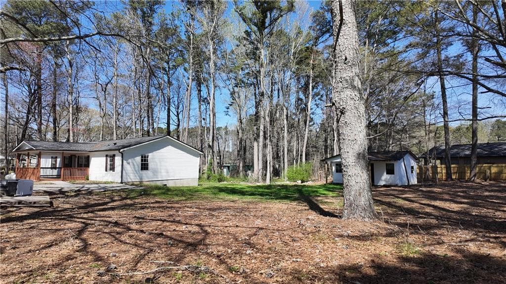3 bedroom, 2 bathroom, 1,456 sq ft single family residence under contract at 995 Highway 101, Temple, GA 30179 — photo 5