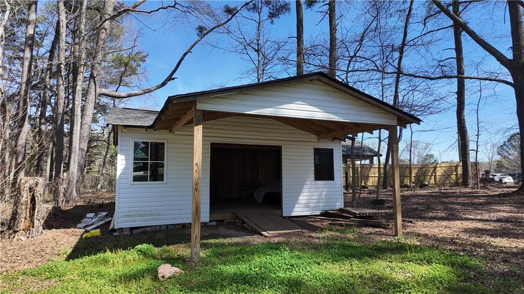3 bedroom, 2 bathroom, 1,456 sq ft single family residence under contract at 995 Highway 101, Temple, GA 30179 — photo 9