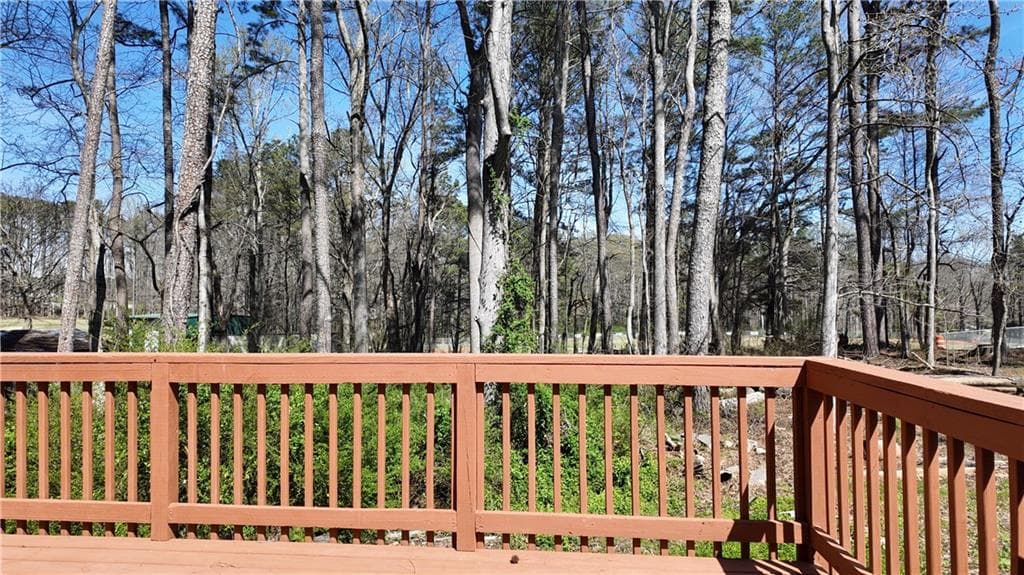 3 bedroom, 2 bathroom, 1,456 sq ft single family residence under contract at 995 Highway 101, Temple, GA 30179 — photo 10