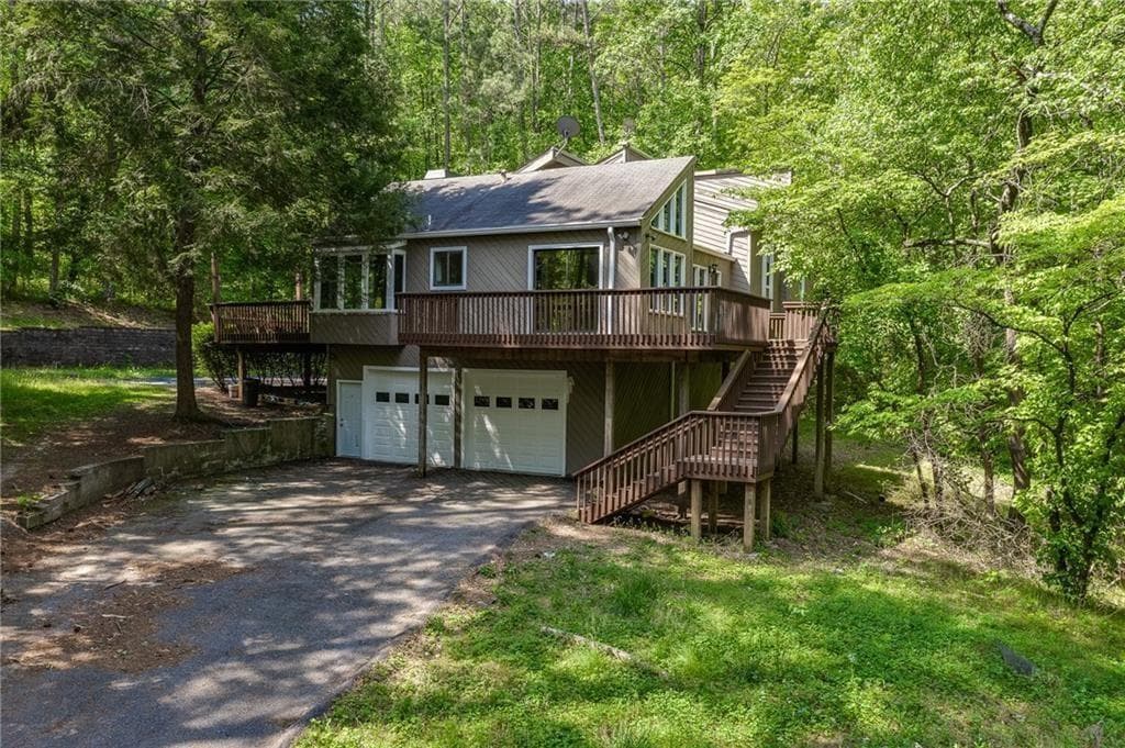 4 bedroom, 3 bathroom, 2,493 sq ft single family residence for sale at 1771 Blackwell Road, Marietta, GA 30066