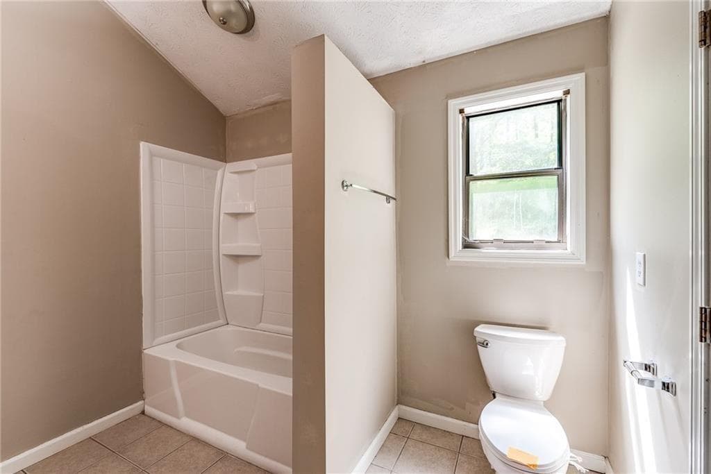 4 bedroom, 3 bathroom, 2,493 sq ft single family residence for sale at 1771 Blackwell Road, Marietta, GA 30066 — photo 7