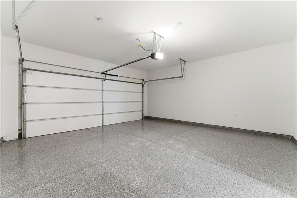 3 bedroom, 4 bathroom, 2,001 sq ft townhouse for sale at 1621 Avery Way, Tucker, GA 30084 — photo 7