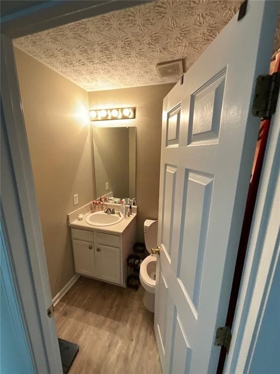4 bedroom, 4 bathroom, 2,716 sq ft single family residence for sale at 1086 Deshon Trail, Lithonia, GA 30058 — photo 6