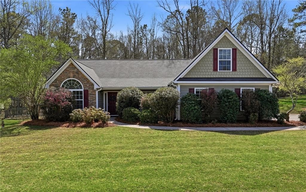 4 bedroom, 2 bathroom, 2,192 sq ft single family residence sold at 328 Carrington Drive, Athens, GA 30605