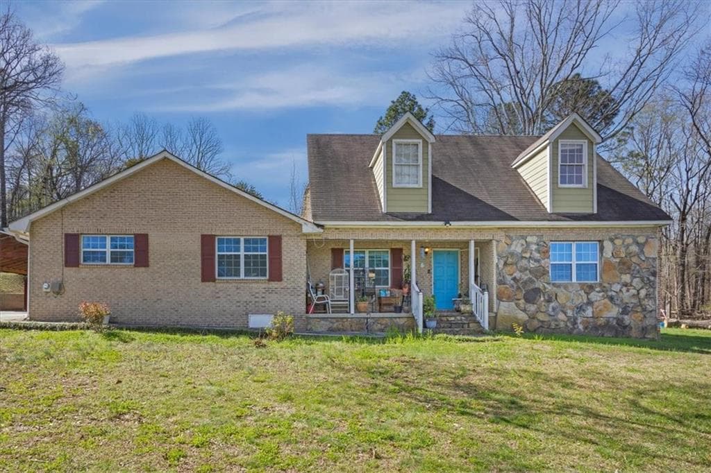 4 bedroom, 3 bathroom, 2,541 sq ft single family residence for sale at 1706 Antioch Road, Cedartown, GA 30125