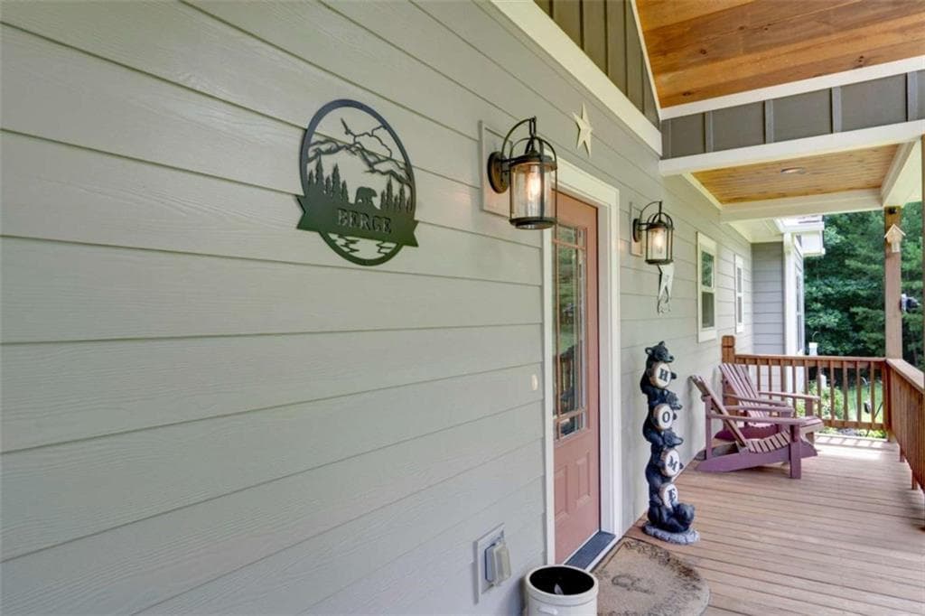 4 bedroom, 3 bathroom, 2,776 sq ft single family residence for sale at 2079 Gallatin Road, Young Harris, GA 30582 — photo 3