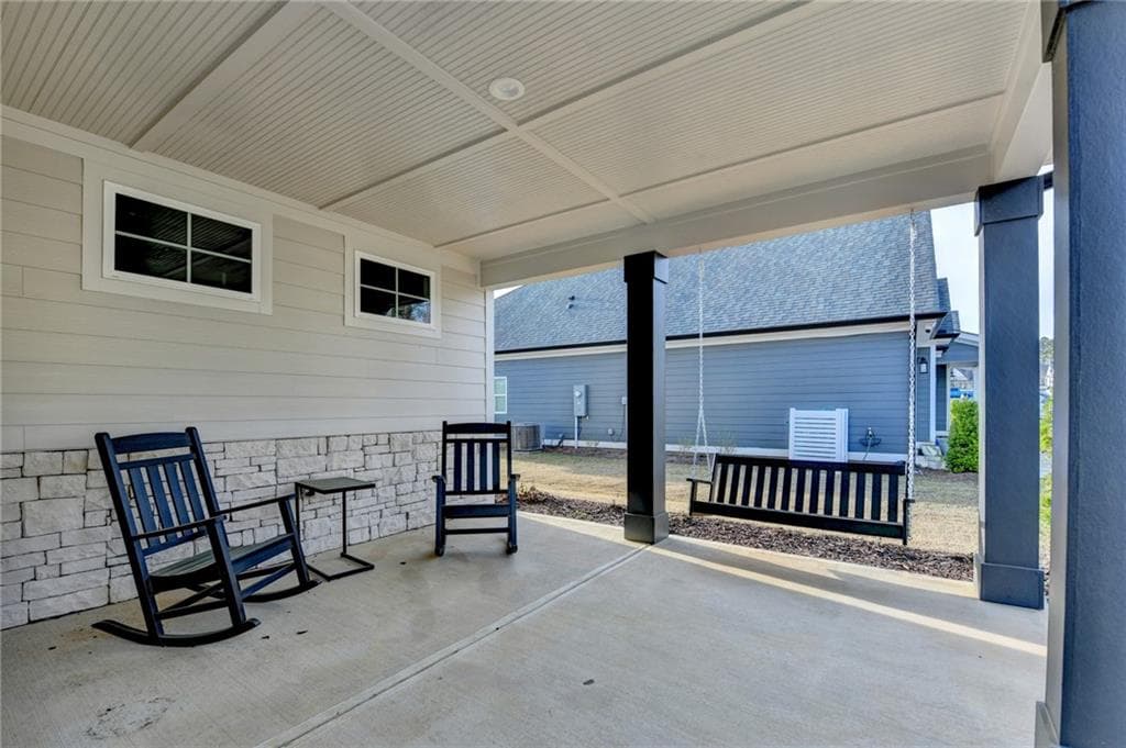 4 bedroom, 4 bathroom, 3,011 sq ft single family residence for sale at 1331 Legend Drive, Greensboro, GA 30642 — photo 5