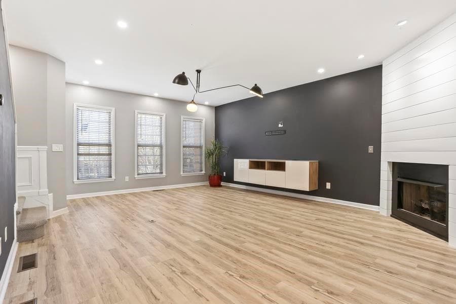 2359 Towneview Court 8, Atlanta, GA 30339 — most recent listing photo