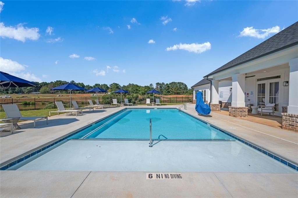 3 bedroom, 3 bathroom, 1,456 sq ft townhouse for rent at 10 American Avenue Elderflower, Newnan, GA 30263 for $2,101 a month — photo 2