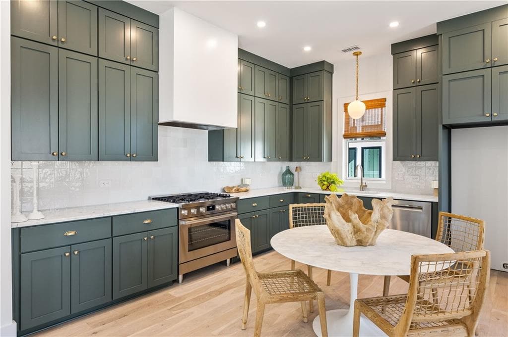 3 bedroom, 4 bathroom, 1,813 sq ft single family residence for sale at 11859 Serenbe Lane, Chattahoochee Hills, GA 30268 — photo 7