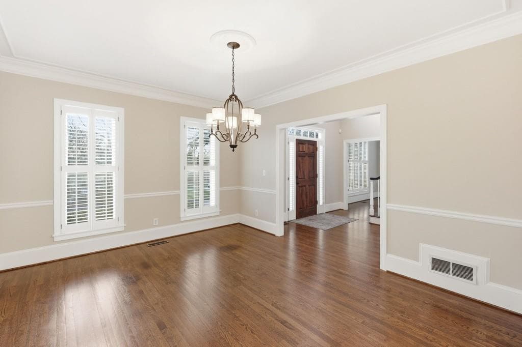 4 bedroom, 3 bathroom, 2,820 sq ft single family residence for sale at 711 Chattahoochee Place, Gainesville, GA 30506 — photo 9