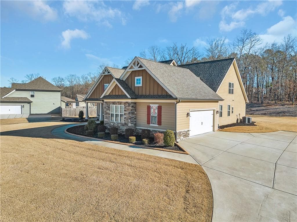 4 bedroom, 4 bathroom, 3,295 sq ft single family residence for rent at 212 blue point, Fayetteville, GA 30215 for $3,750 a month — photo 4