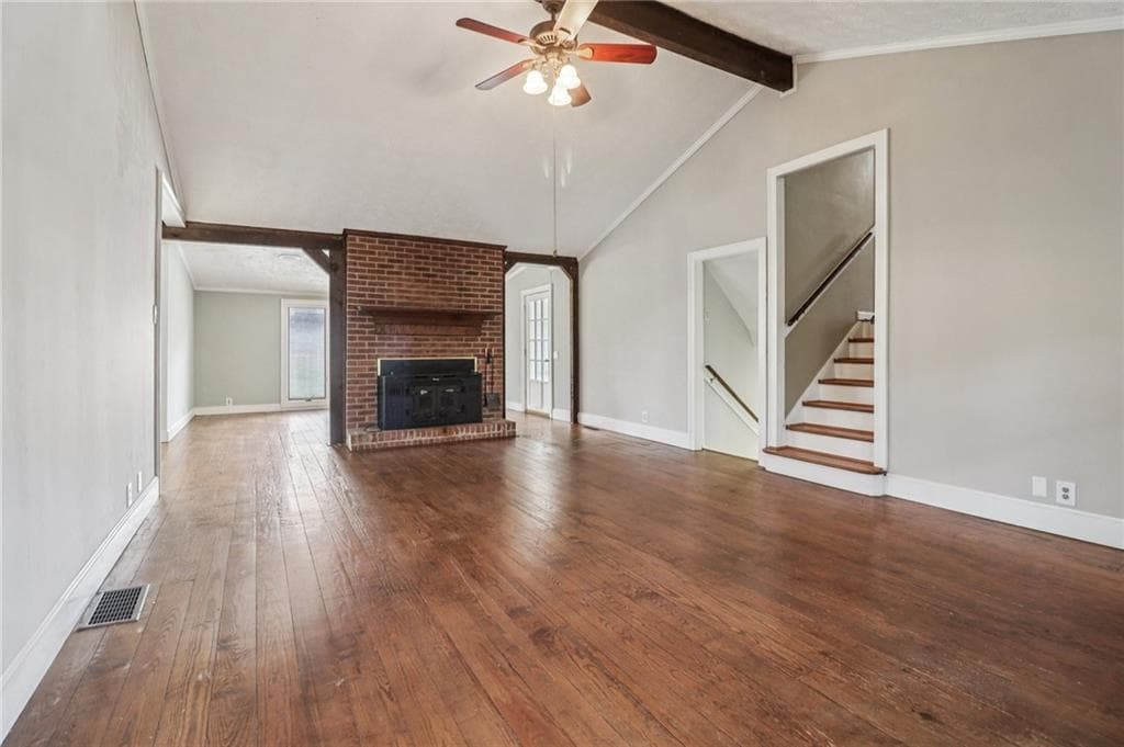 3 bedroom, 2 bathroom, 1,933 sq ft single family residence under contract at 2844 Jordan Woods Drive, Lawrenceville, GA 30044 — photo 2