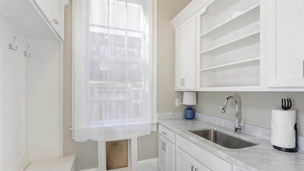 6 bedroom, 6 bathroom, 4,182 sq ft single family residence for rent at 1013 Euclid Avenue, Atlanta, GA 30307 for $18,000 a month — photo 6