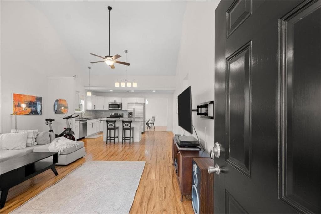 3 bedroom, 2 bathroom, 1,440 sq ft single family residence under contract at 261 Silver Fox Drive, Dawsonville, GA 30534 — photo 6