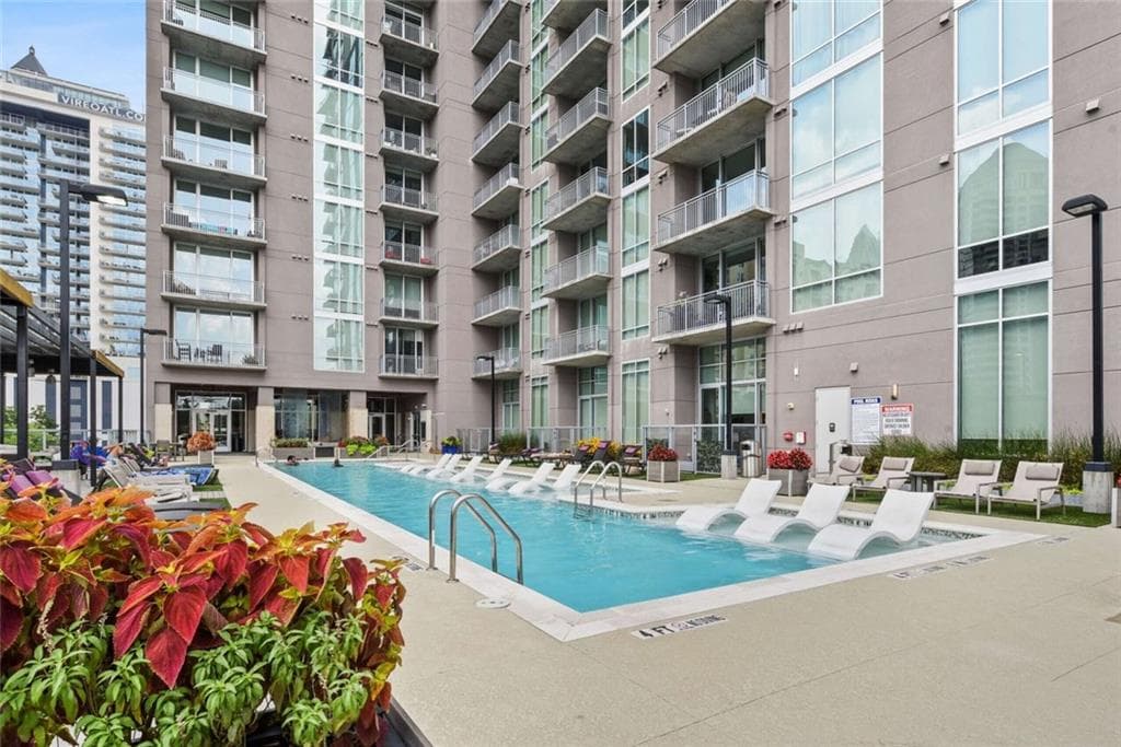 2 bedroom, 3 bathroom, 1,175 sq ft condominium for rent at 205 12th Street 03, Atlanta, GA 30309 for $6,500 a month — photo 2